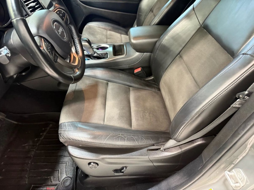 2020 Jeep Grand Cherokee Image 24