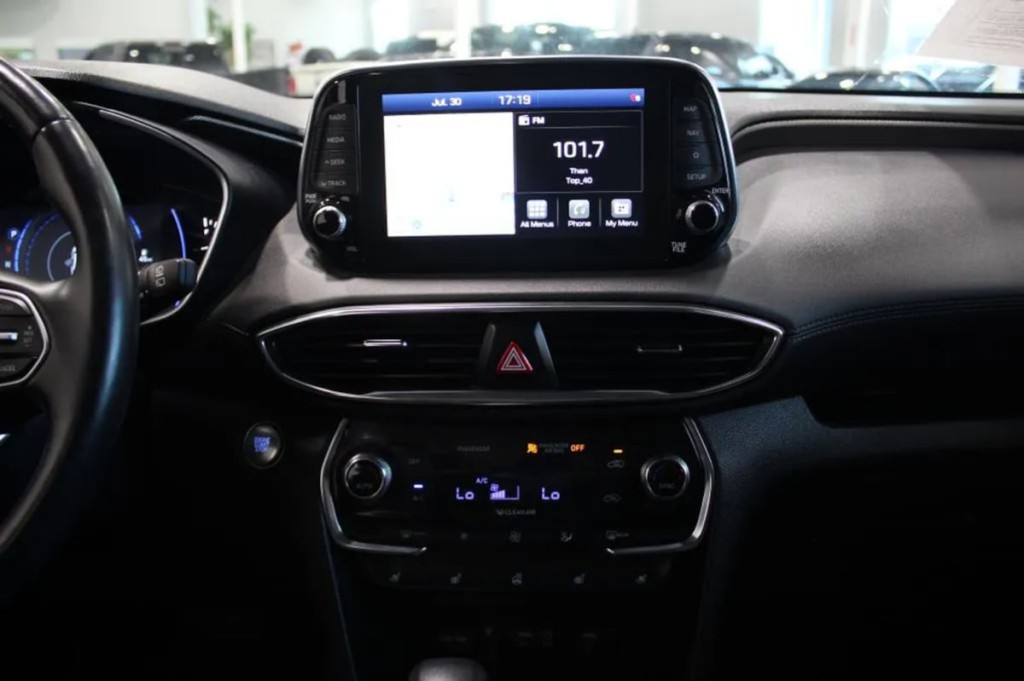 2020 Hyundai Santa Fe Image 12