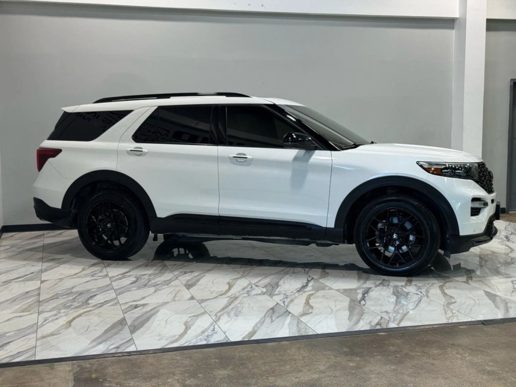 2020 Ford Explorer Image 5