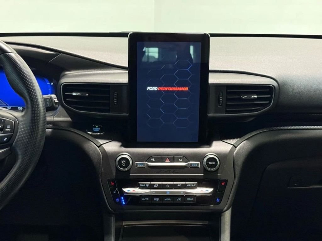 2020 Ford Explorer Image 16
