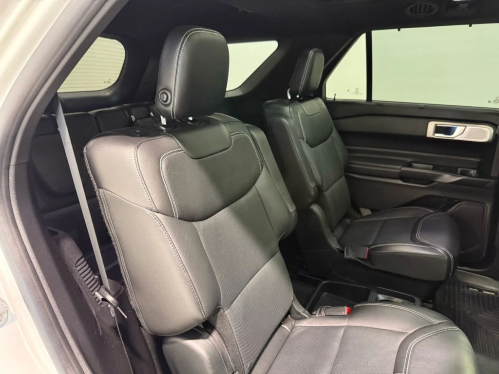 2020 Ford Explorer Image 34