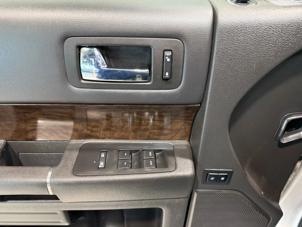 2019 Ford Flex Image 12