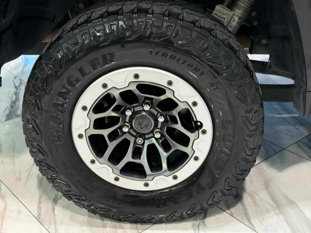 2021 RAM 1500 Image 35