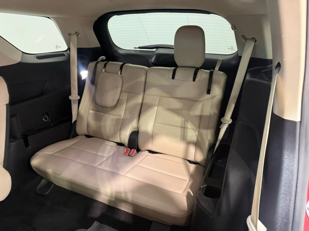 2020 Ford Explorer Image 23