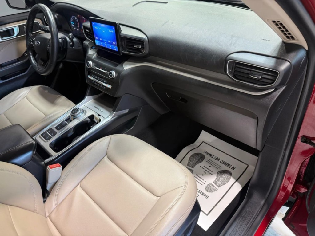 2020 Ford Explorer Image 24