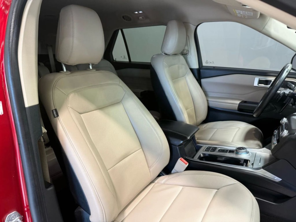 2020 Ford Explorer Image 25