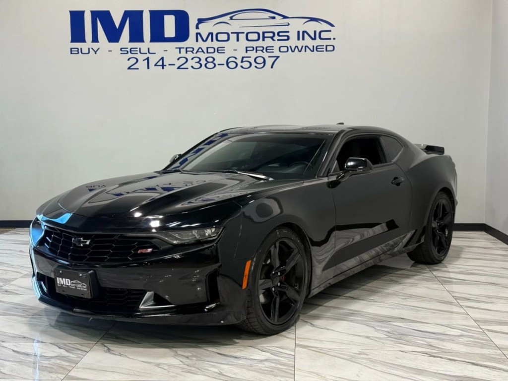 2021 Chevrolet Camaro Image 1