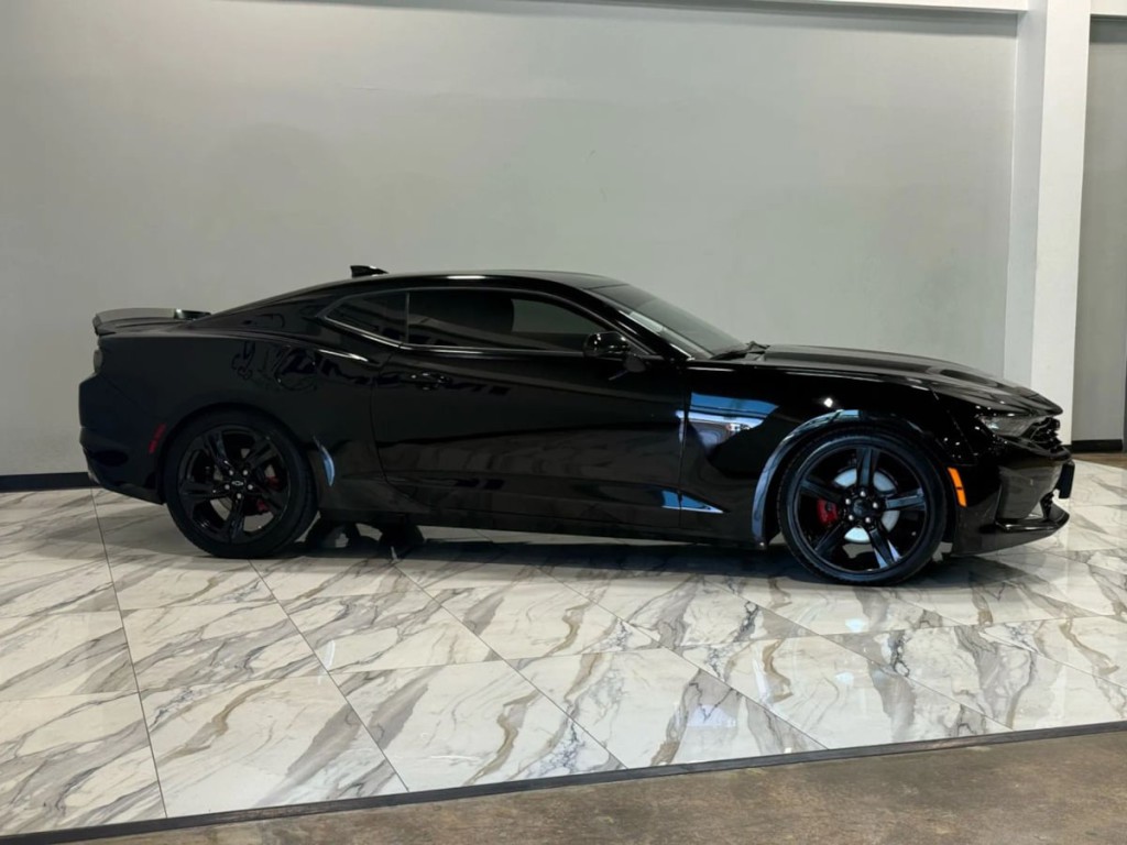 2021 Chevrolet Camaro Image 5