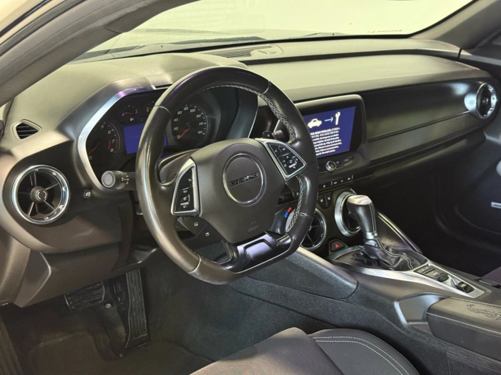 2021 Chevrolet Camaro Image 12