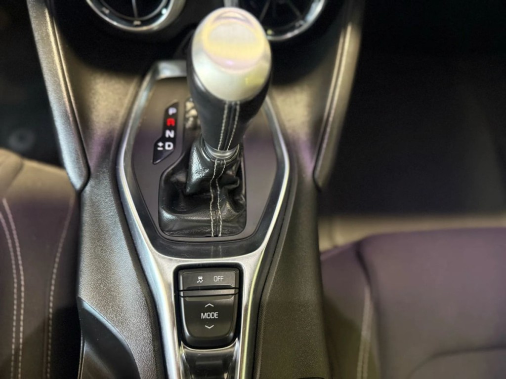 2021 Chevrolet Camaro Image 14