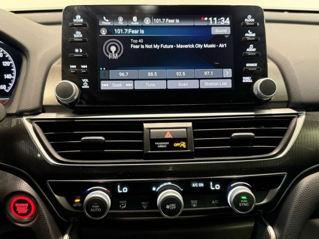 2019 Honda Accord Image 14
