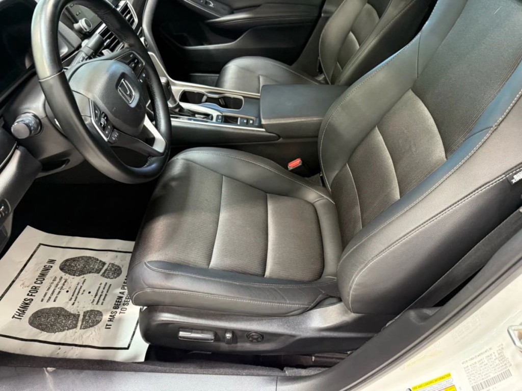 2019 Honda Accord Image 22