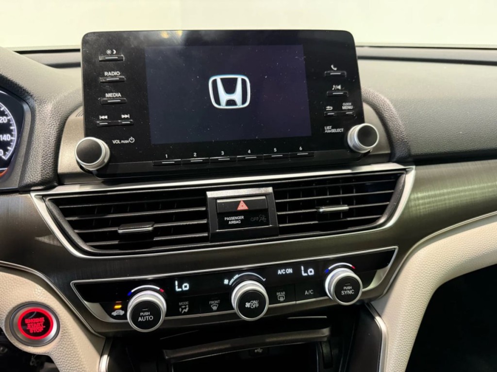 2020 Honda Accord Image 17