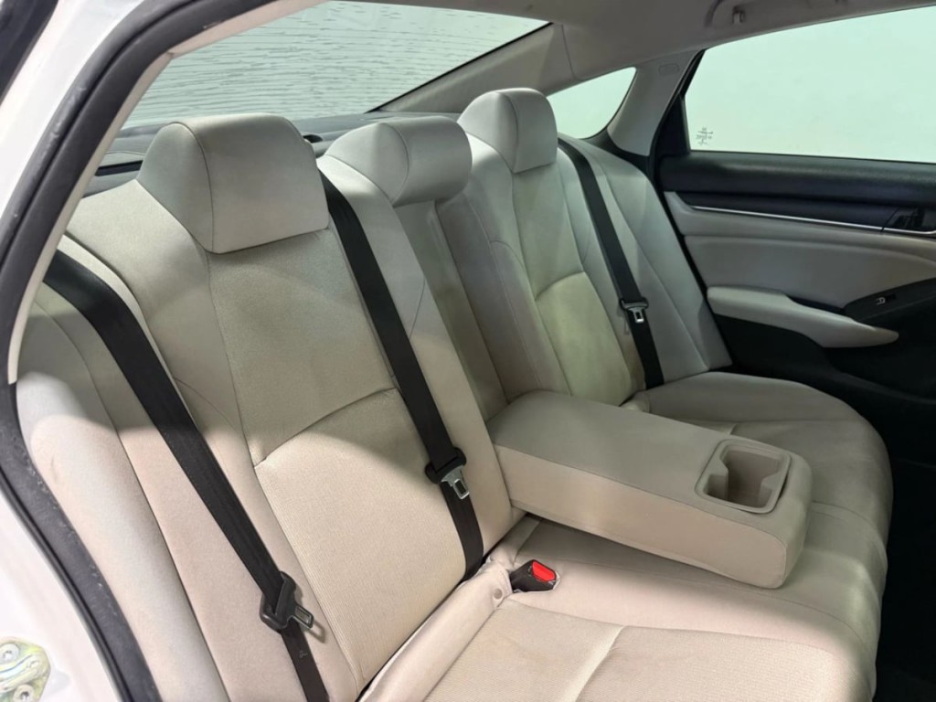 2020 Honda Accord Image 26