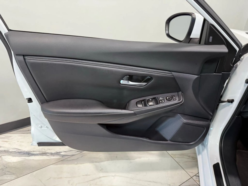 2022 Nissan Sentra Image 9