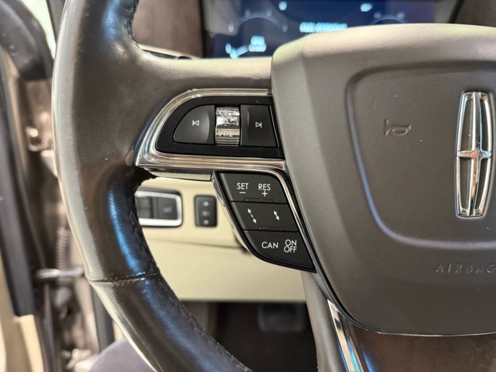 2019 Lincoln Navigator Image 14