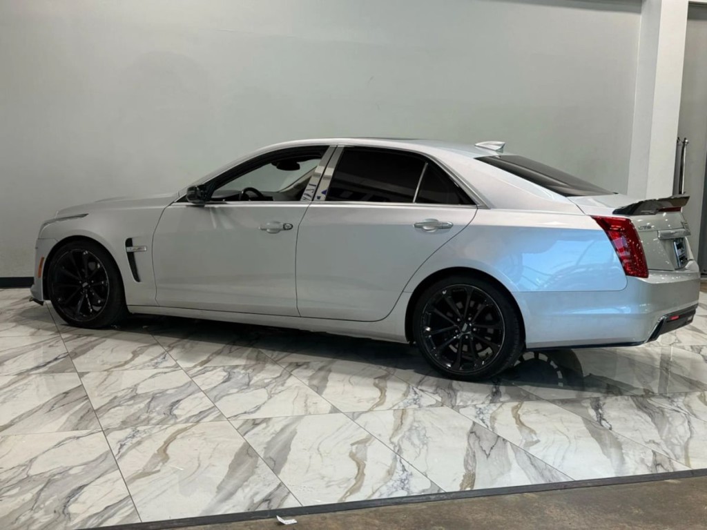 2019 Cadillac CTS Image 9