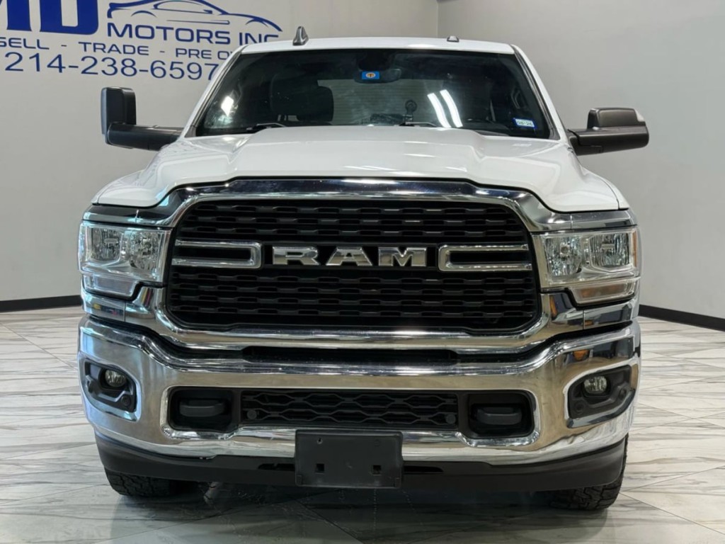 2022 RAM 2500 Image 3