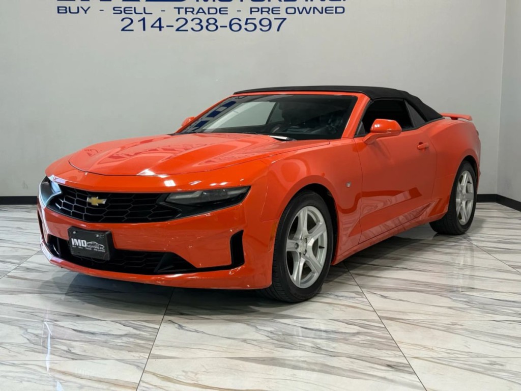 2019 Chevrolet Camaro Image 2