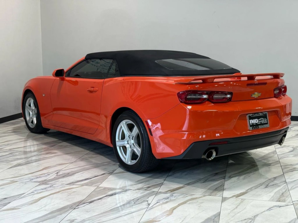 2019 Chevrolet Camaro Image 8