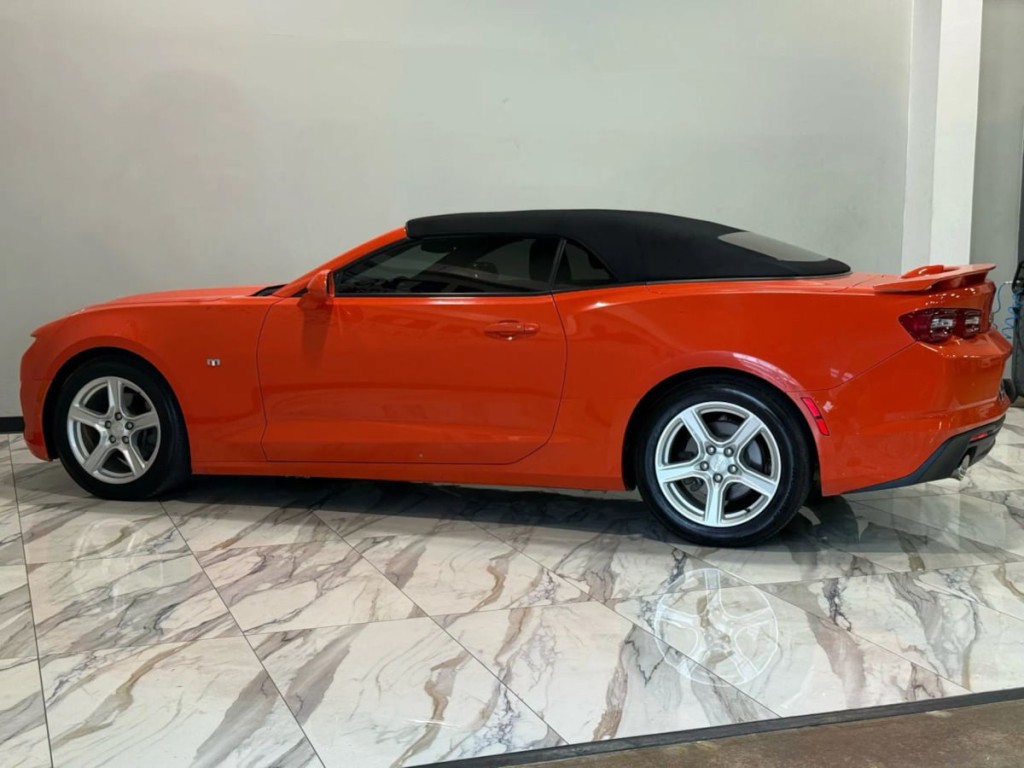 2019 Chevrolet Camaro Image 9