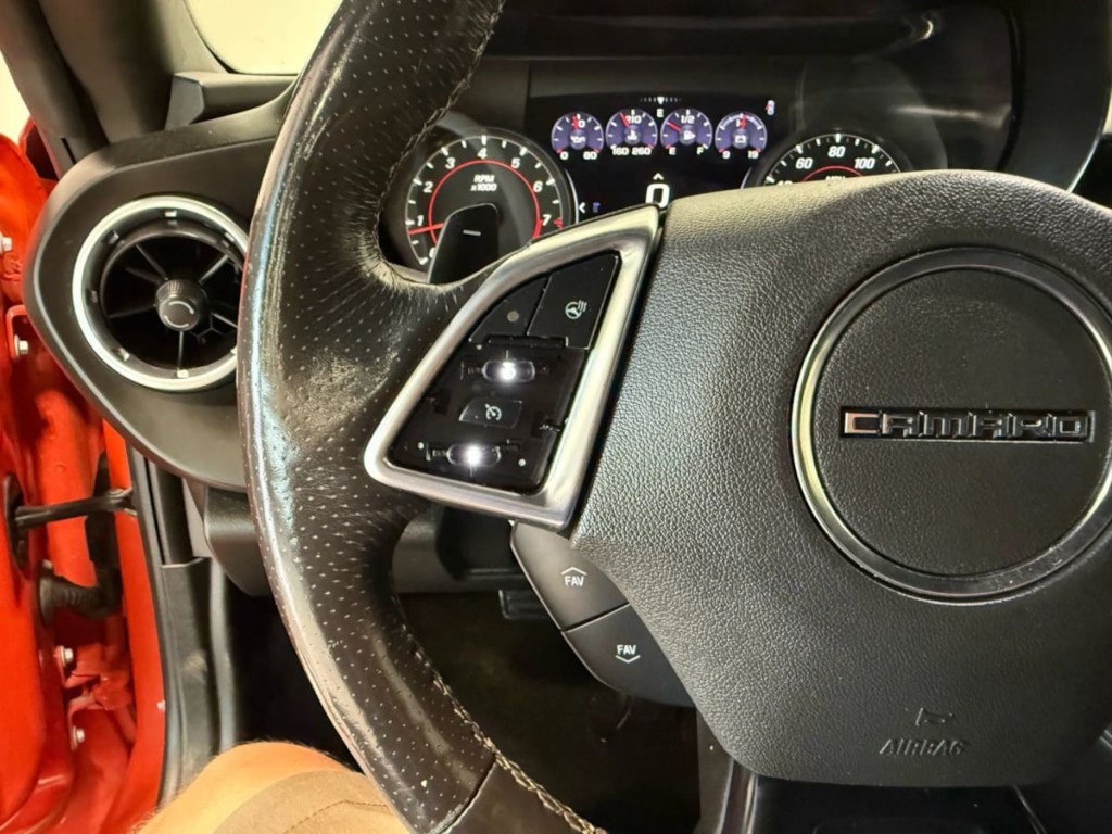 2019 Chevrolet Camaro Image 15