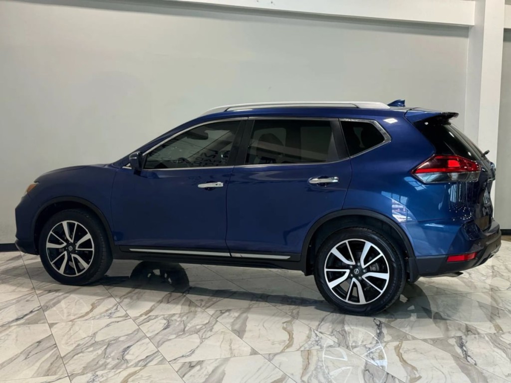 2020 Nissan Rogue Image 9