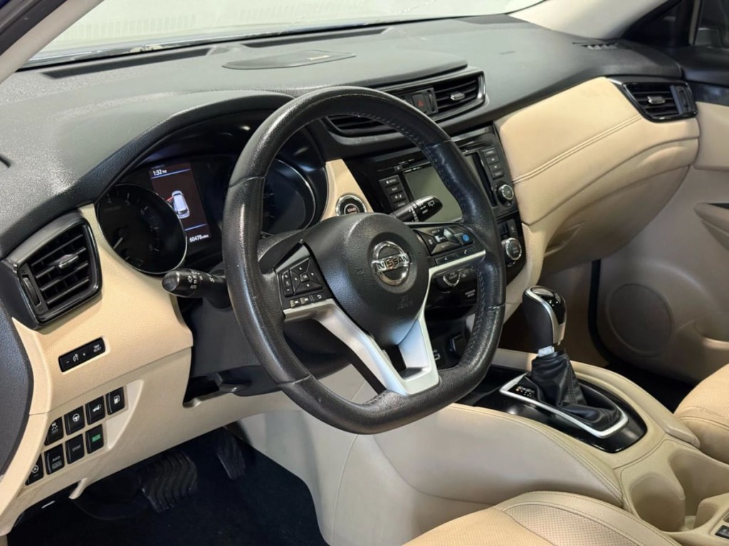 2020 Nissan Rogue Image 14