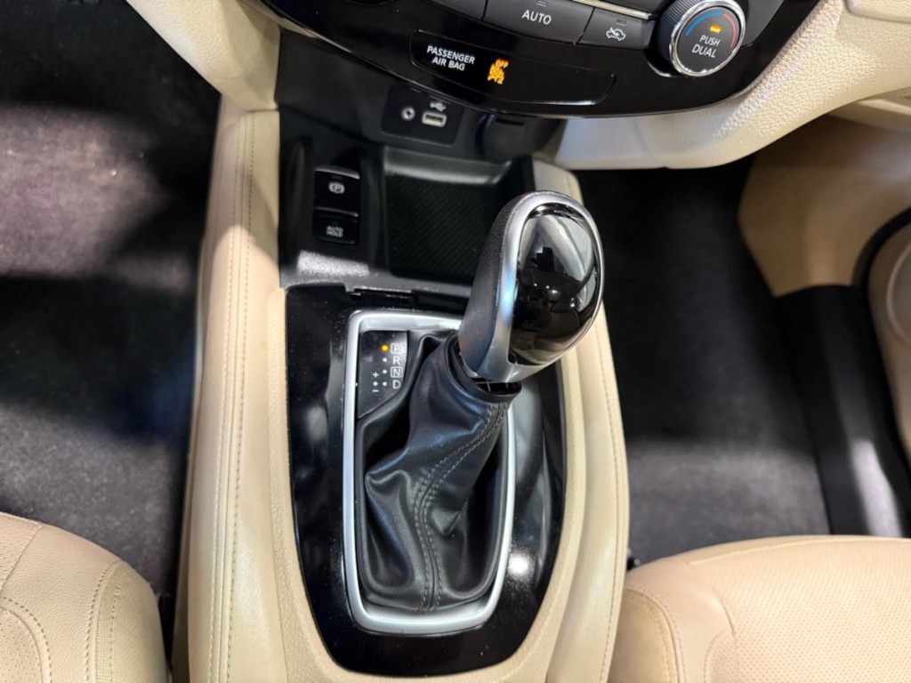 2020 Nissan Rogue Image 23