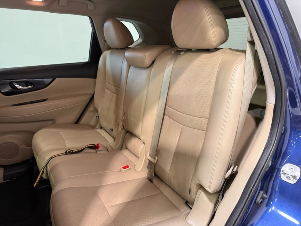 2020 Nissan Rogue Image 26