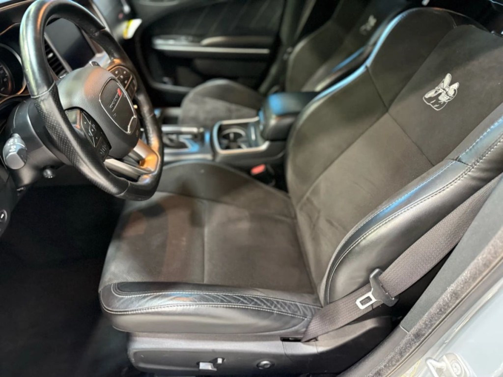 2021 Dodge Charger Image 24