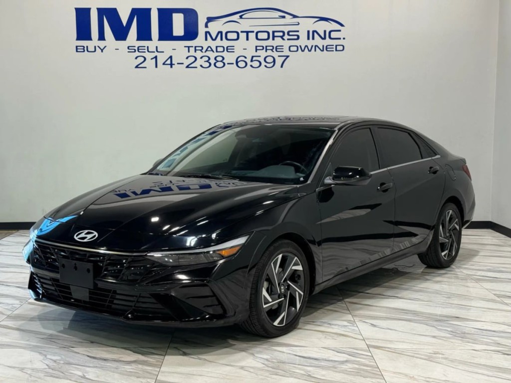 2024 Hyundai Elantra Image 1