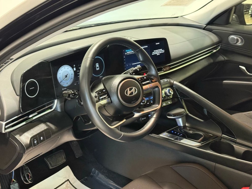 2024 Hyundai Elantra Image 13