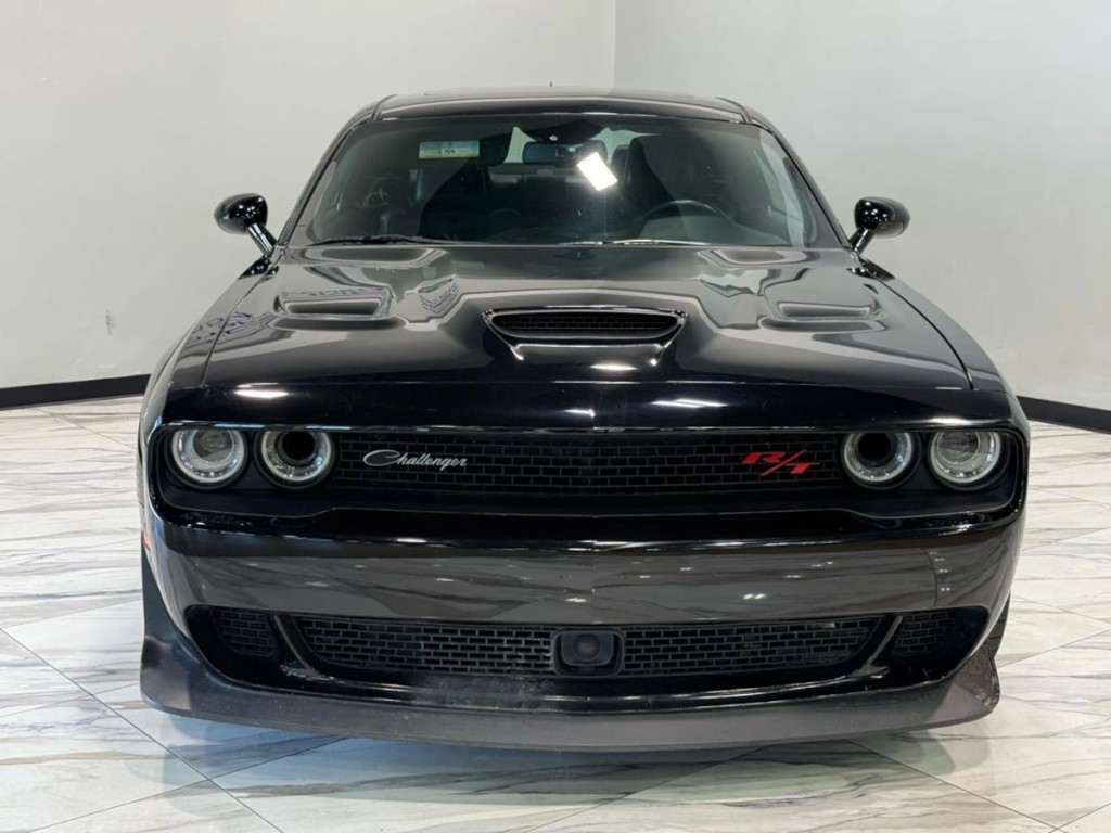 2023 Dodge Challenger Image 3