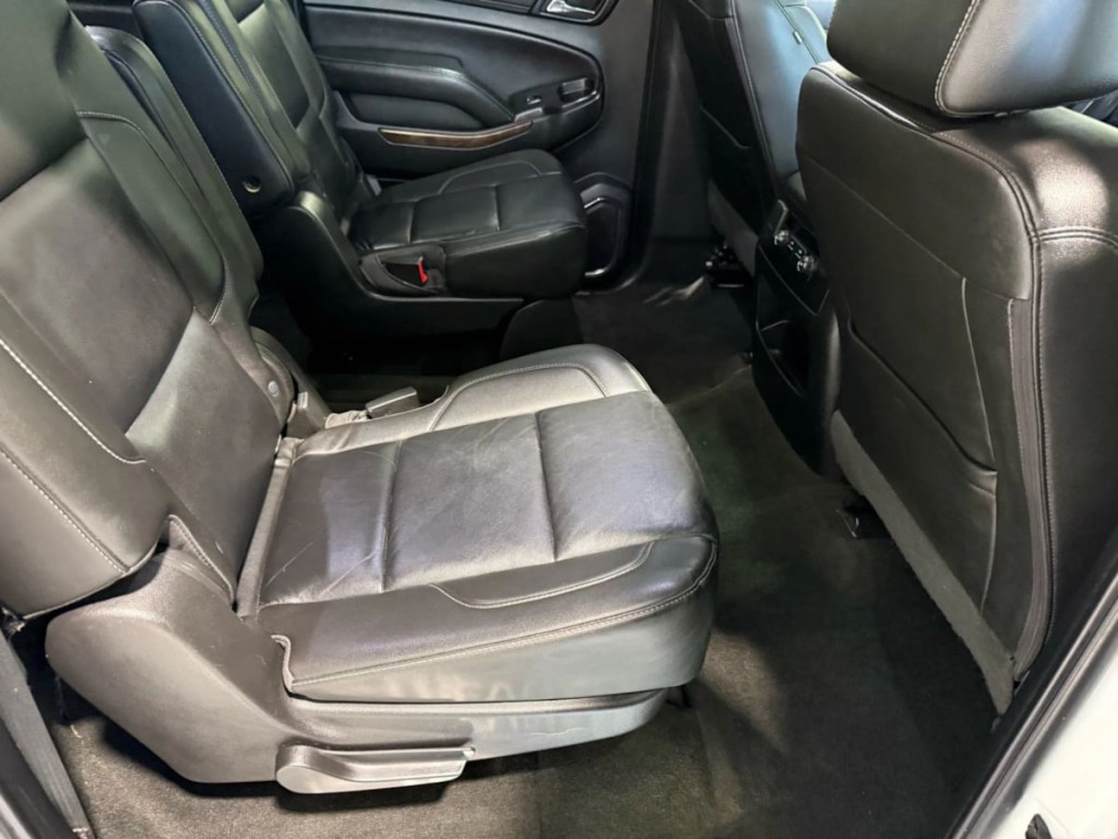 2018 Chevrolet Suburban Image 31