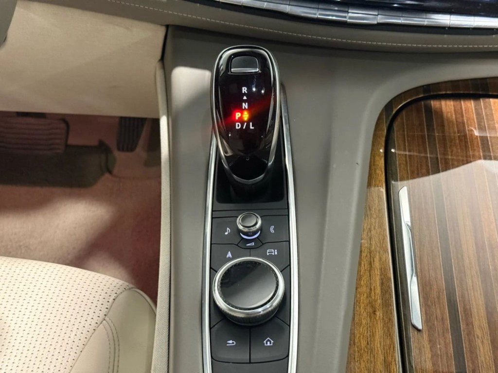 2021 Cadillac Escalade Image 21