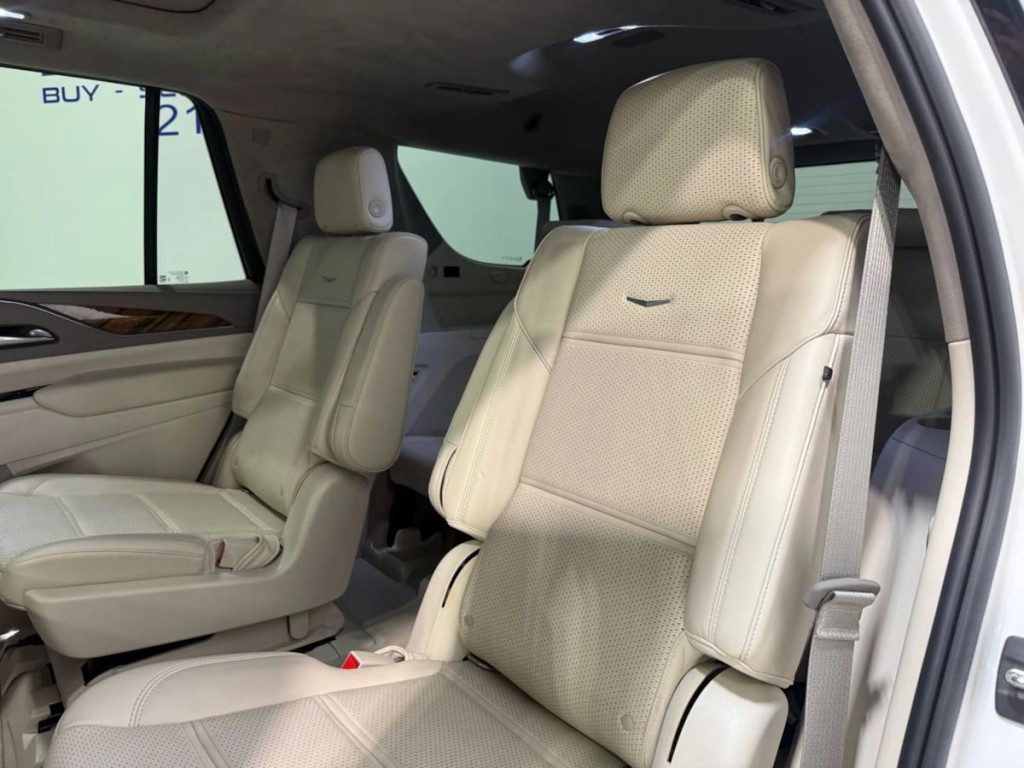 2021 Cadillac Escalade Image 24