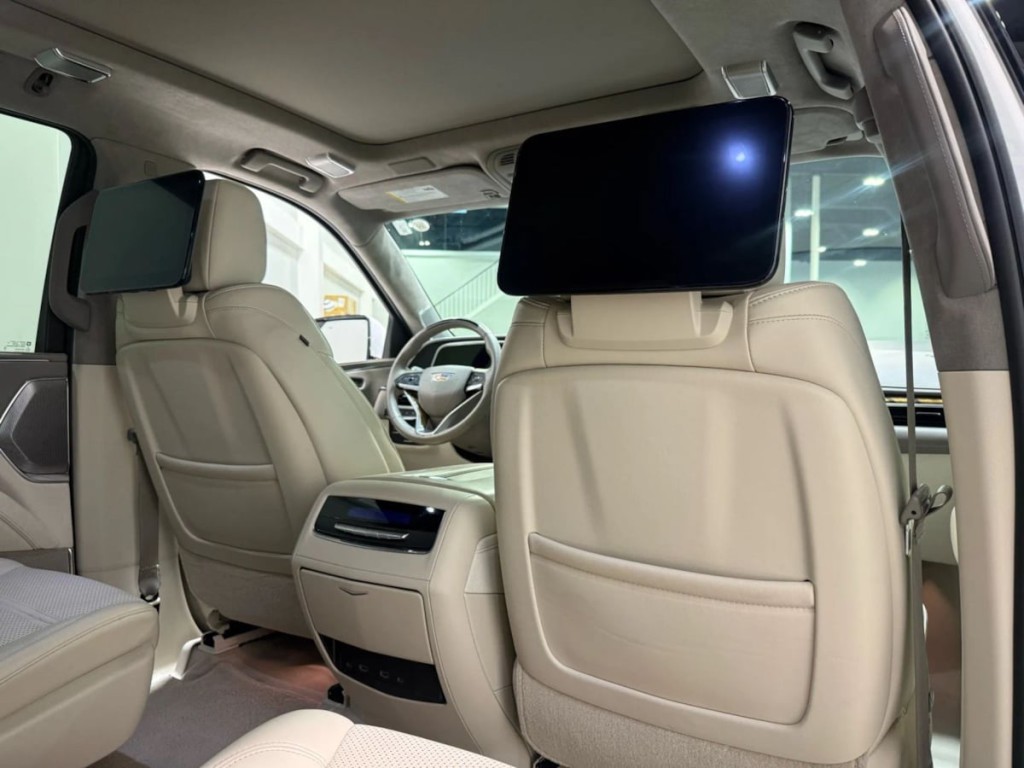 2021 Cadillac Escalade Image 30