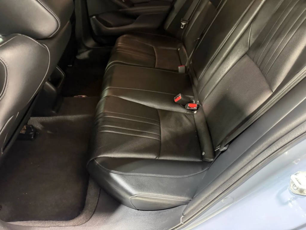 2022 Honda Accord Image 25