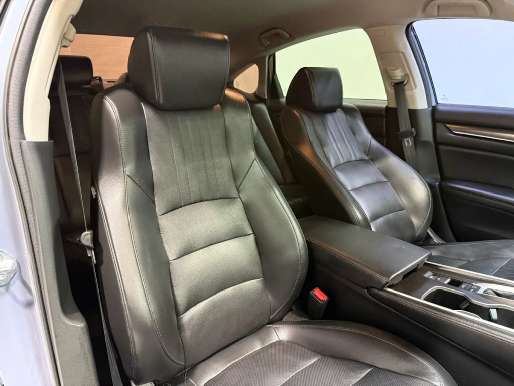 2022 Honda Accord Image 27