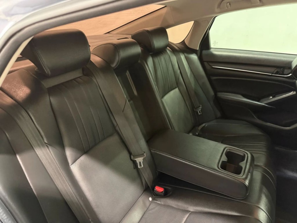 2022 Honda Accord Image 29