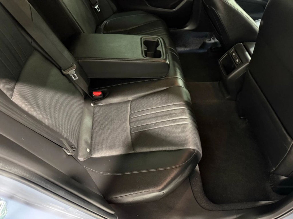 2022 Honda Accord Image 30