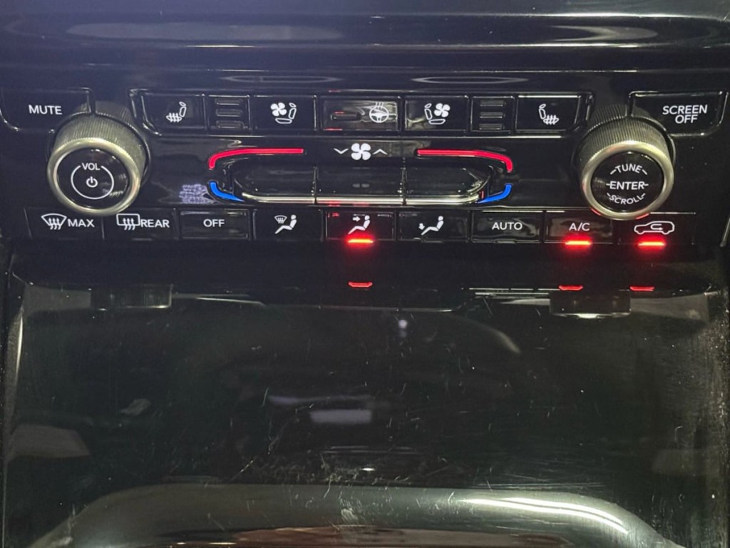 2021 Jeep Grand Cherokee Image 16