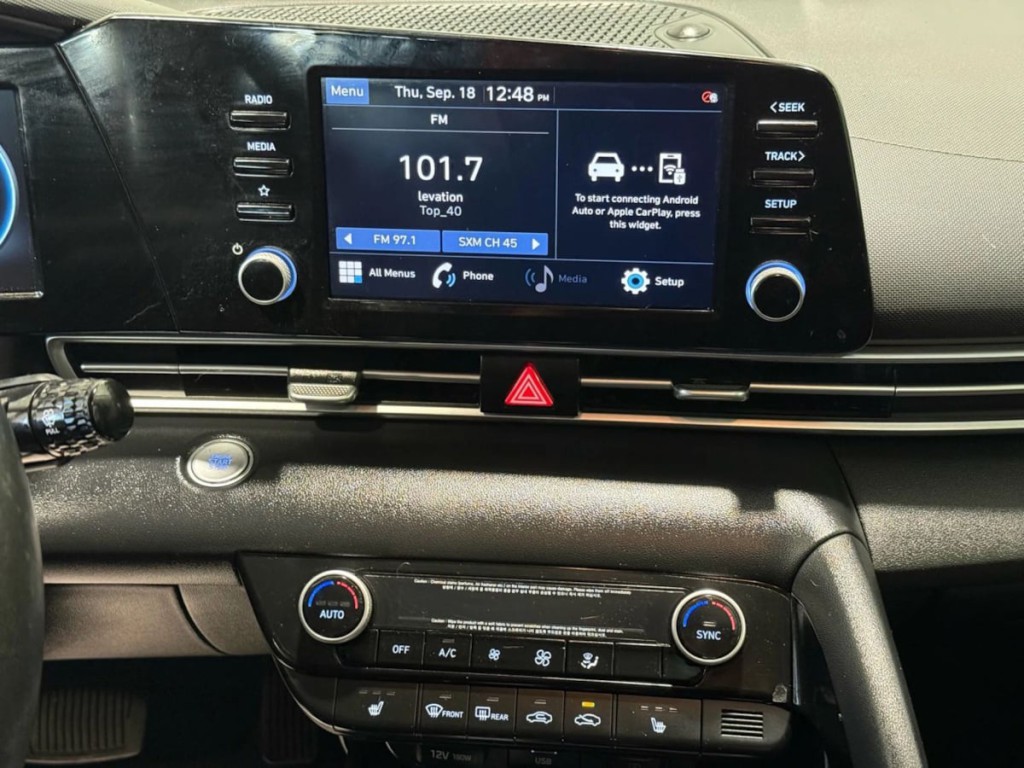 2021 Hyundai Elantra Image 22