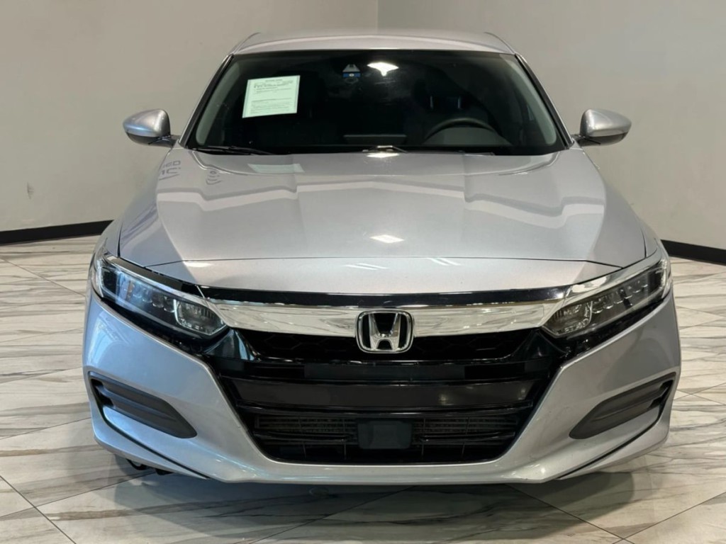2019 Honda Accord Image 3