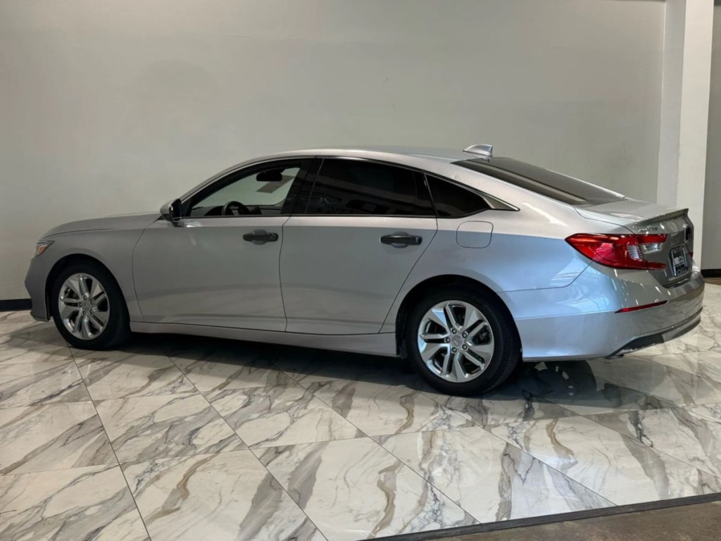 2019 Honda Accord Image 9