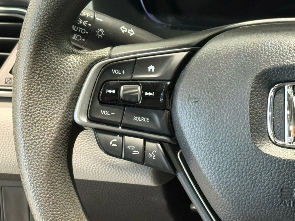 2019 Honda Accord Image 14