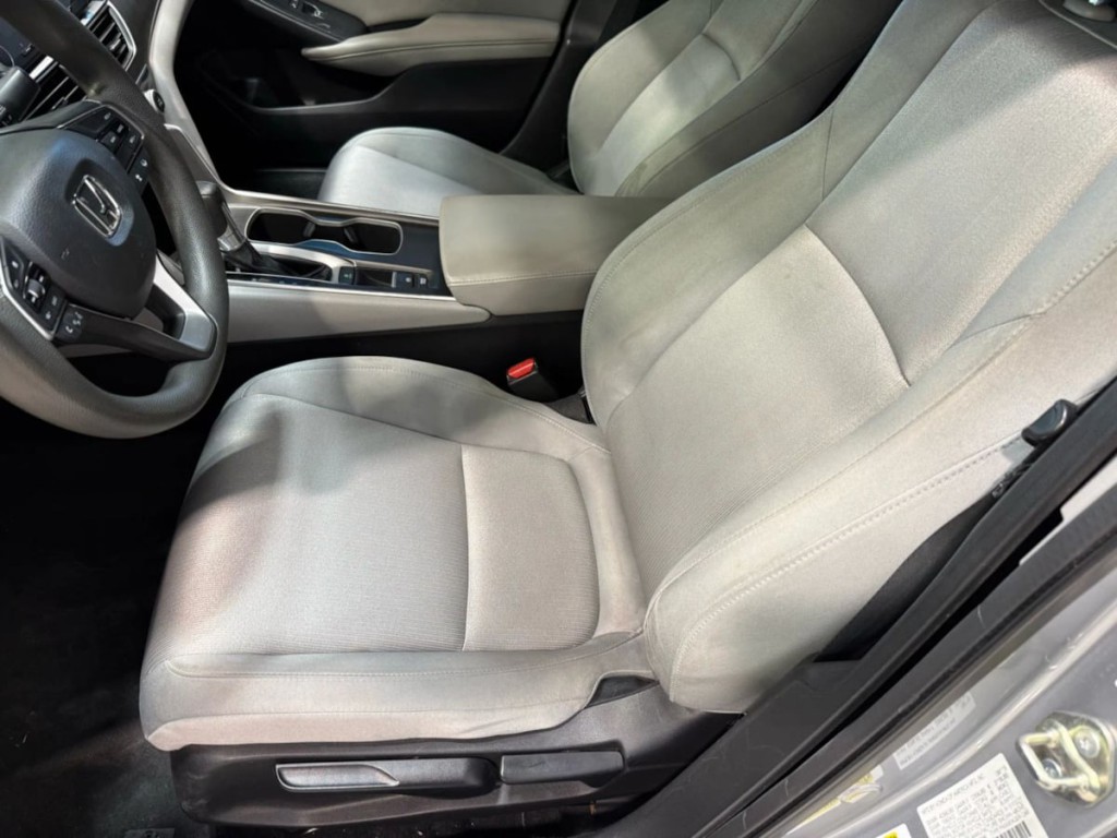 2019 Honda Accord Image 22