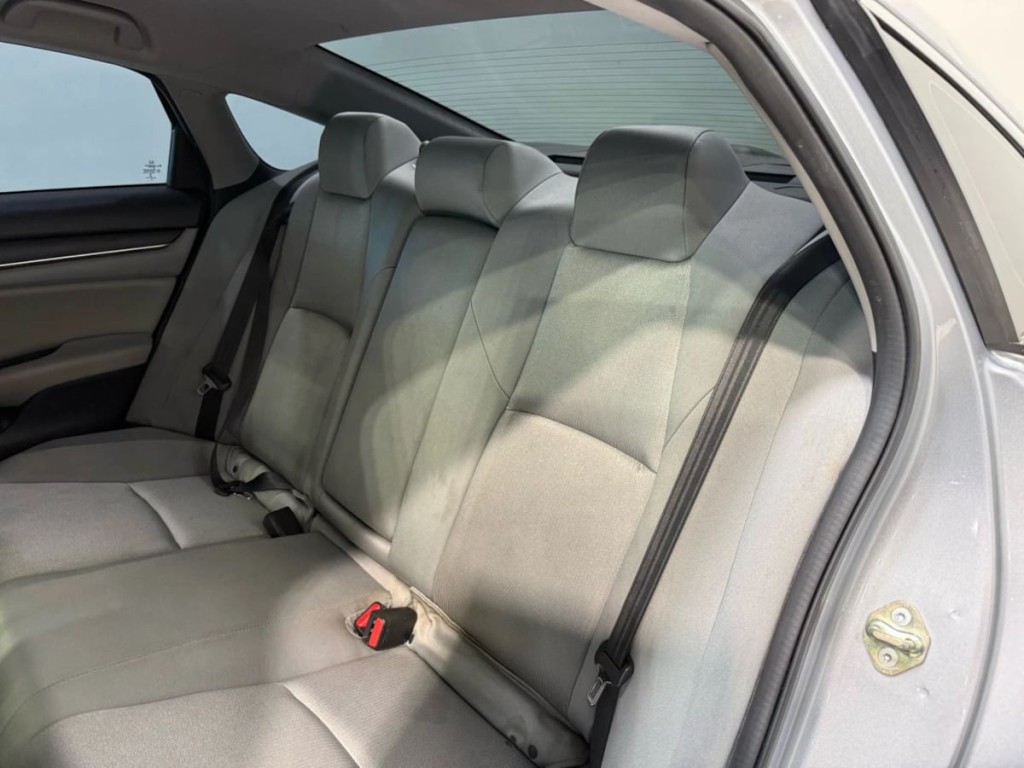 2019 Honda Accord Image 23