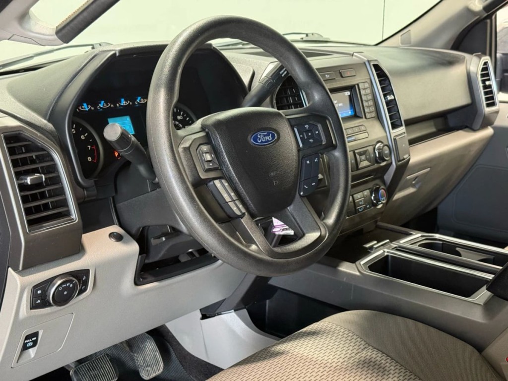 2017 Ford F-150 Image 12